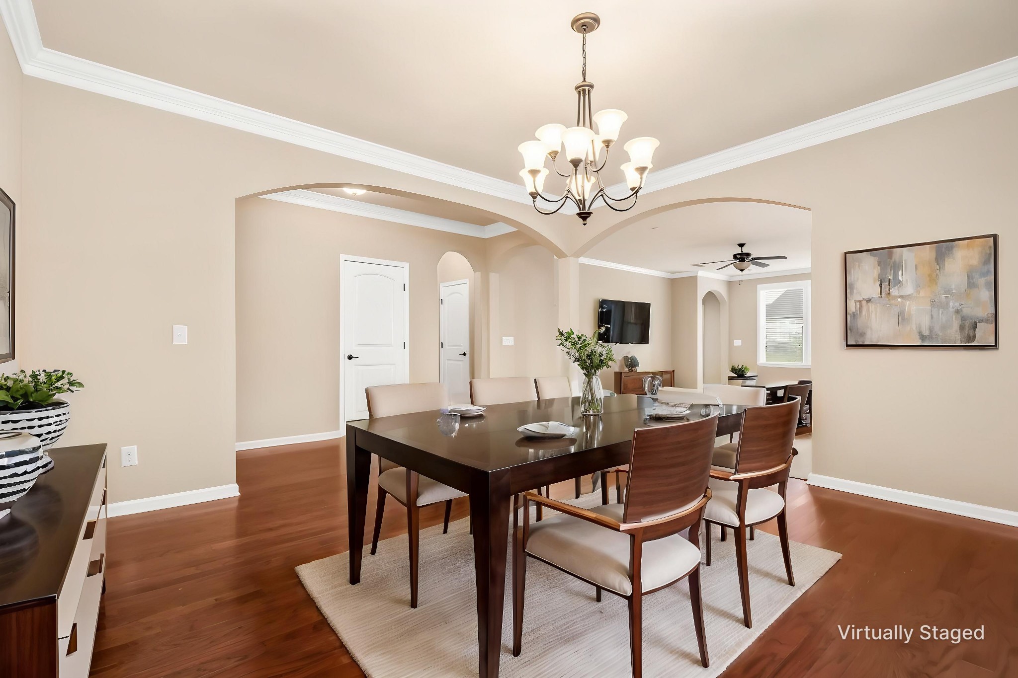 1841 Looking Glass Ln Property Photo 8