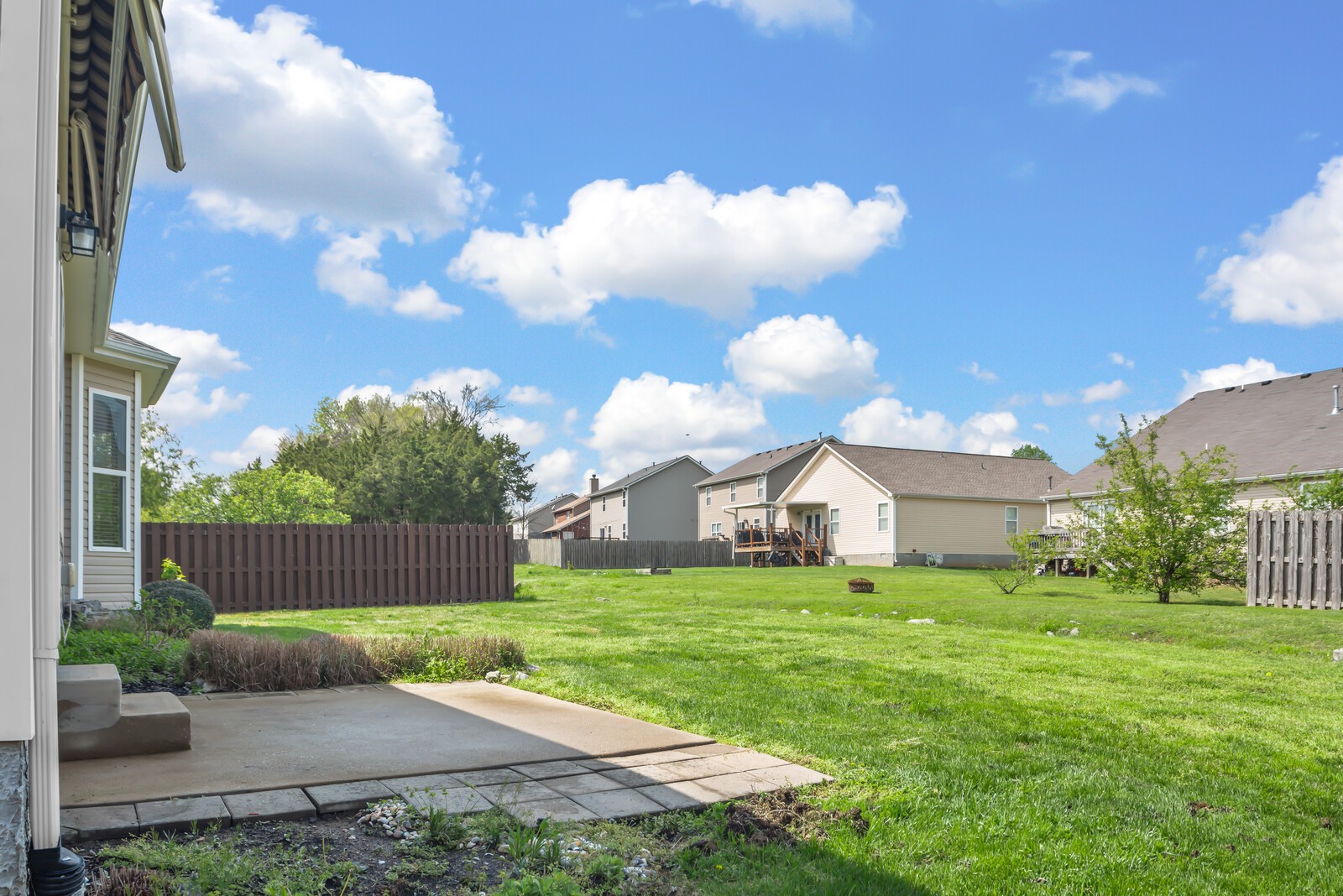 1841 Looking Glass Ln Property Photo 44