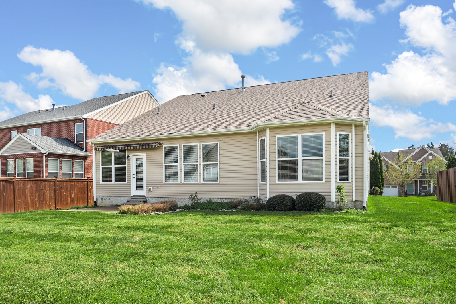 1841 Looking Glass Ln Property Photo 46