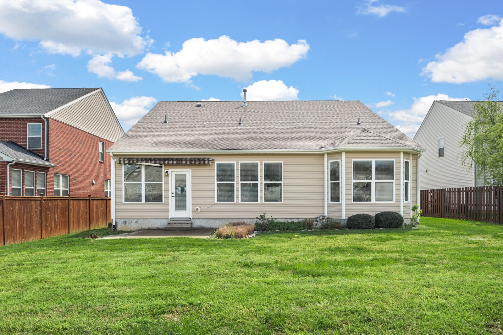 1841 Looking Glass Ln Property Photo 47