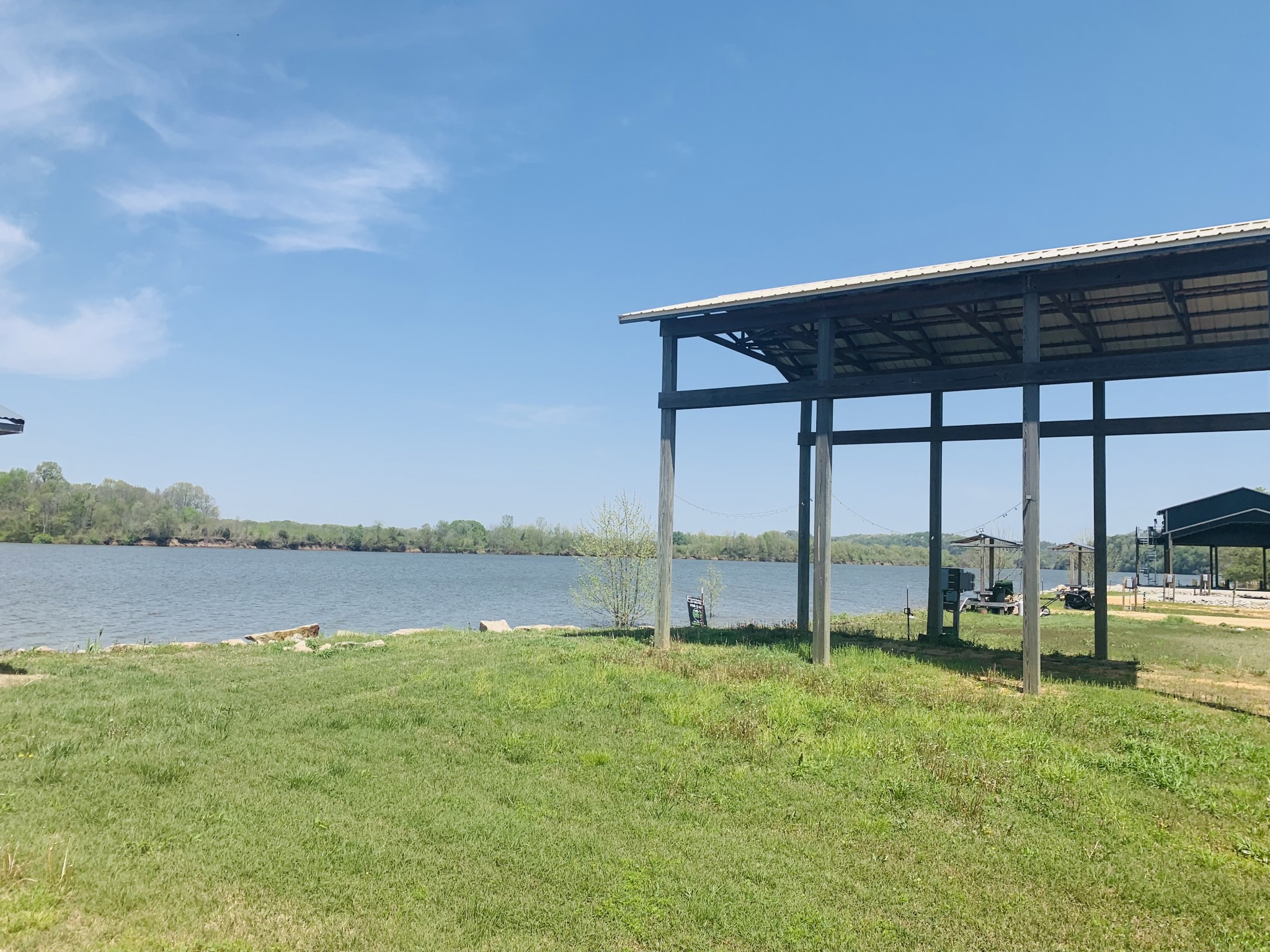 1189 River Front Dr Property Photo 4