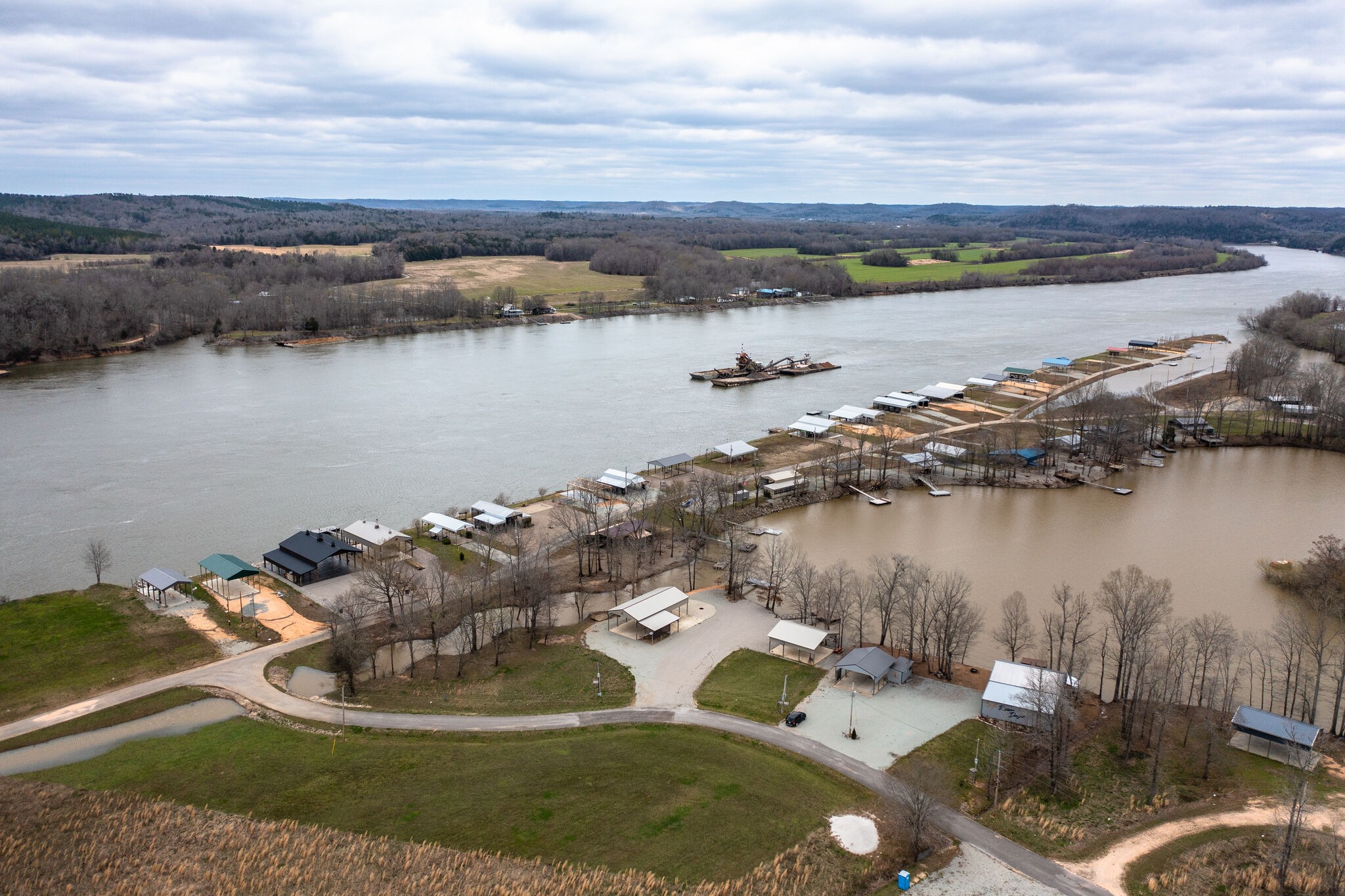 1189 River Front Dr Property Photo 12