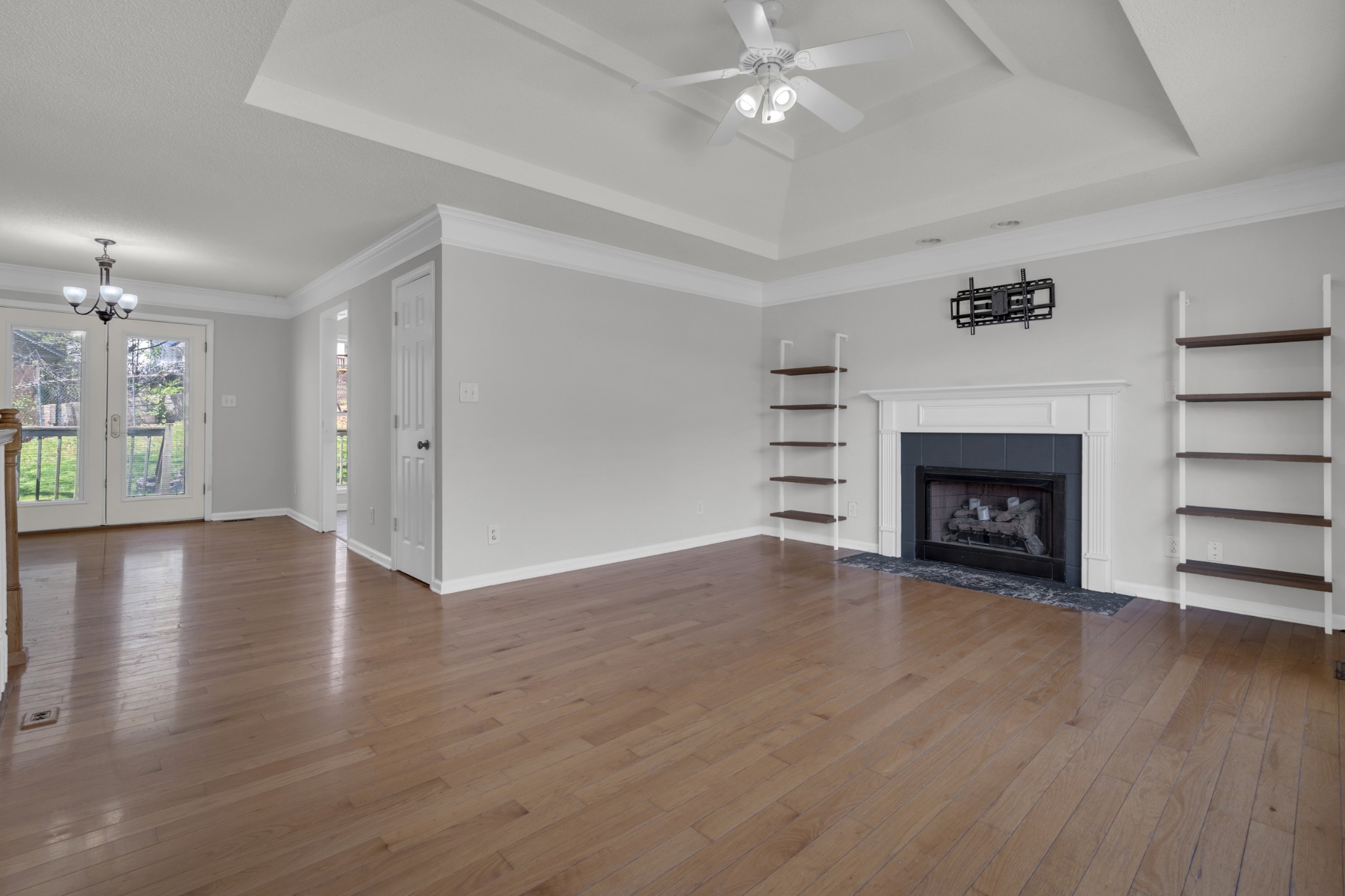 188 Whitehall Dr Property Photo 12