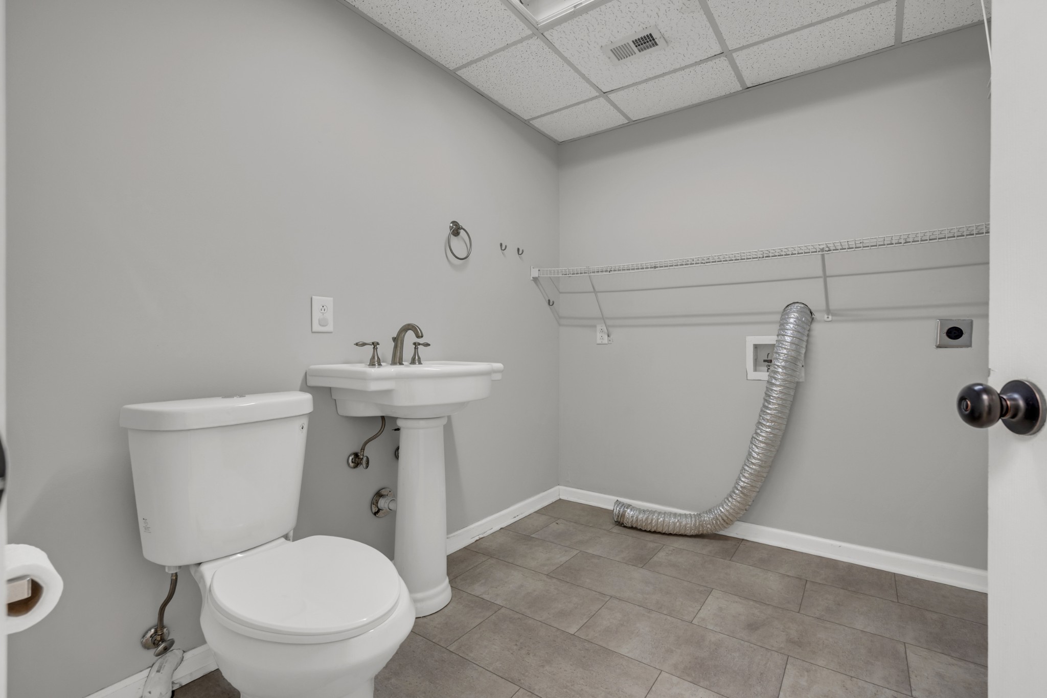 188 Whitehall Dr Property Photo 36
