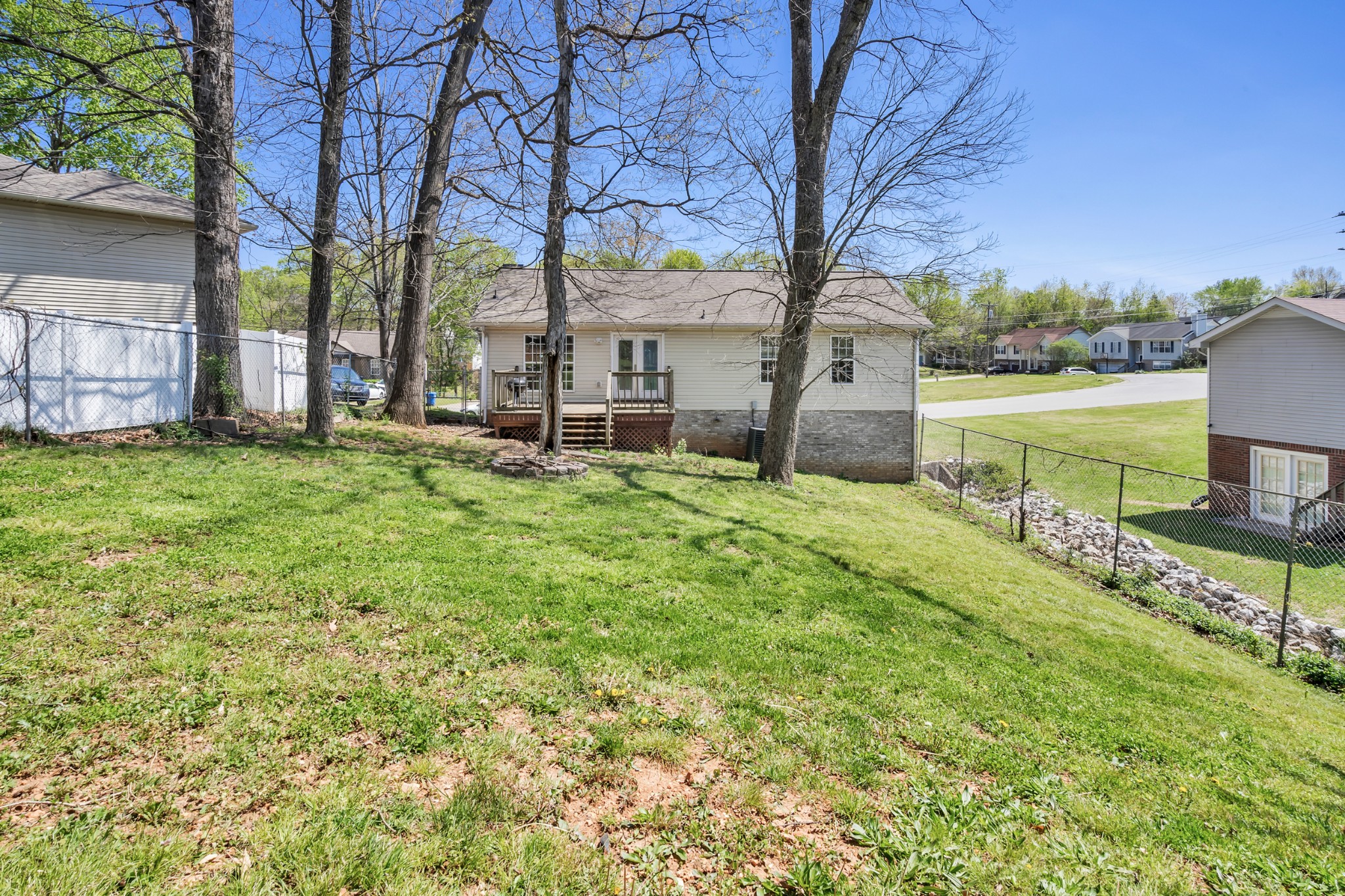 188 Whitehall Dr Property Photo 46