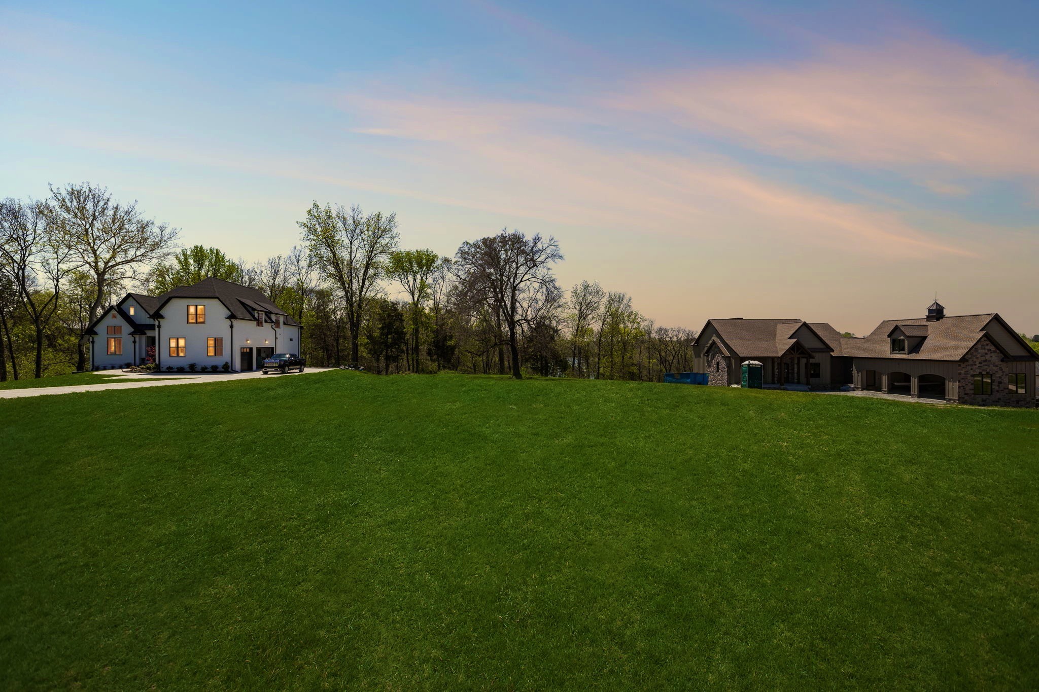 1029 Emerald Valley Dr Property Photo 3