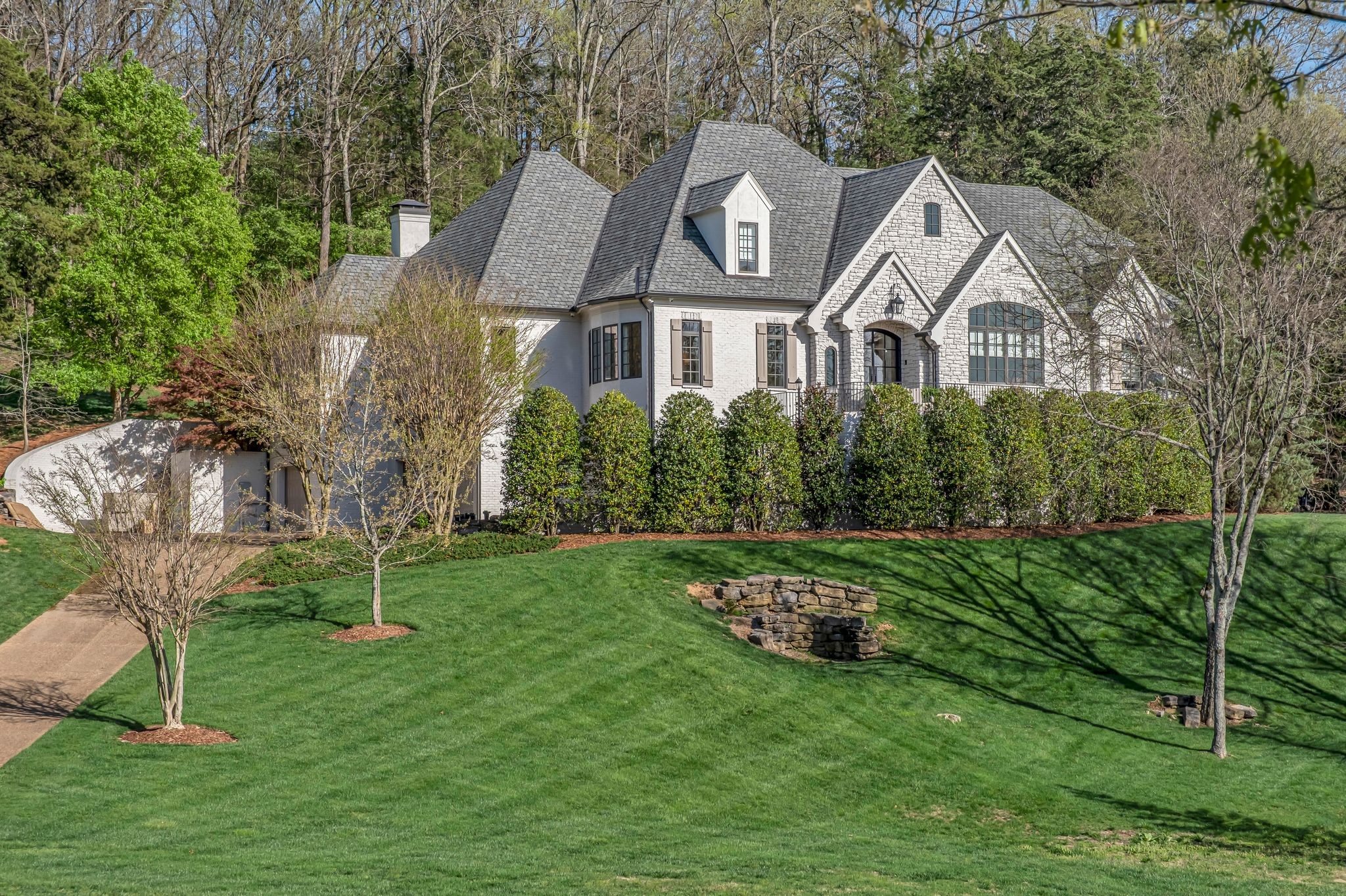 328 White Swans Xing Property Photo 1