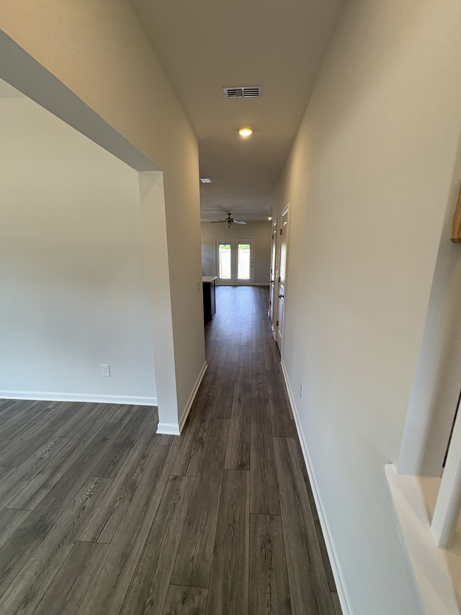 110 Ace Ave Property Photo 4
