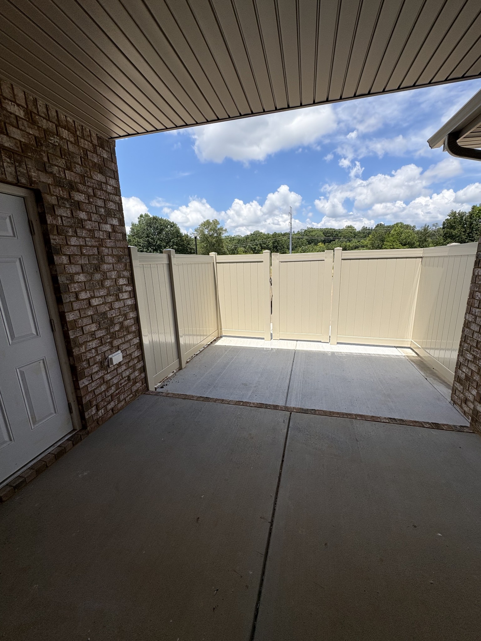 110 Ace Ave Property Photo 10