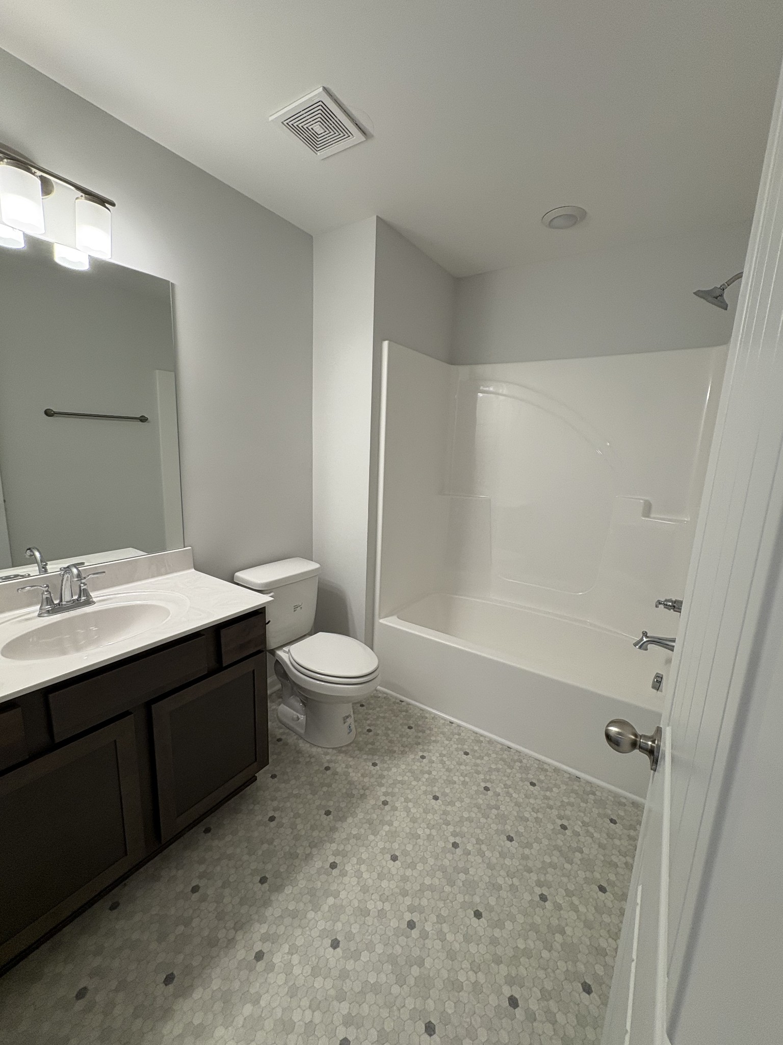 110 Ace Ave Property Photo 12