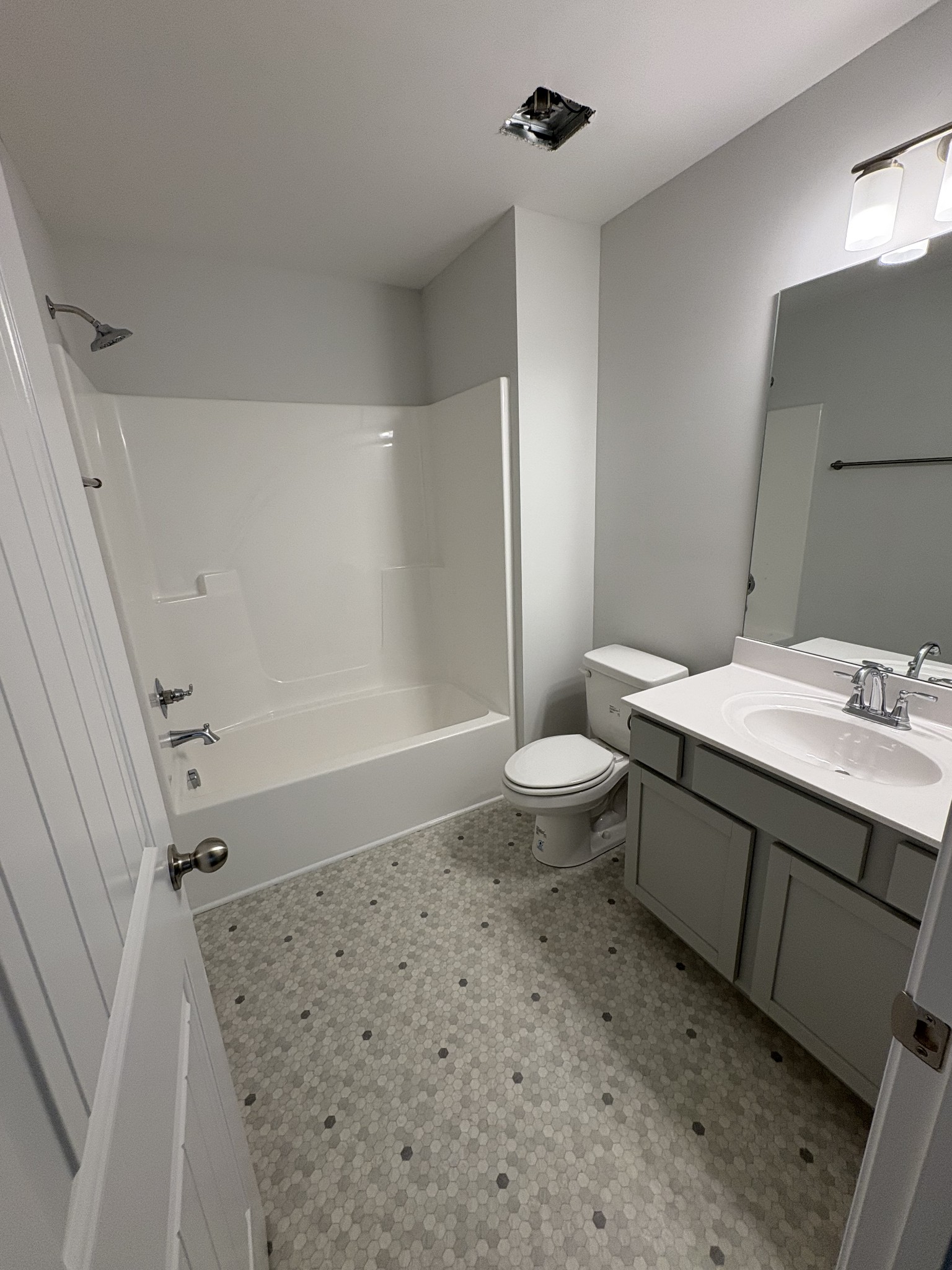 140 Ace Ave Property Photo 12