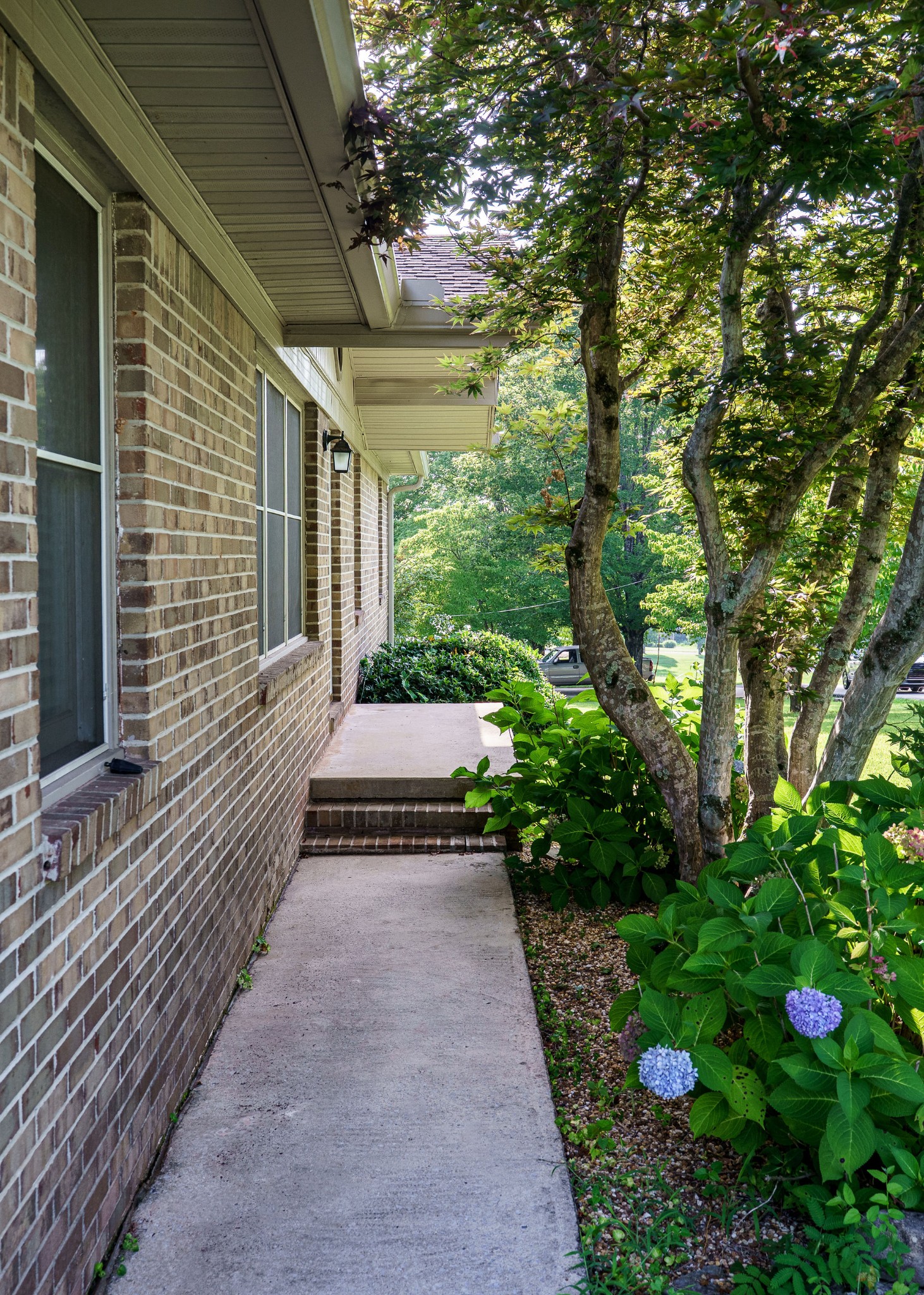 207 Sugar Hill Dr Property Photo 3