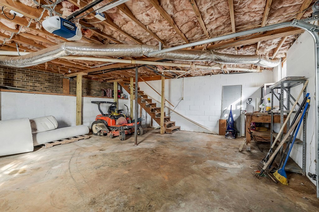 207 Sugar Hill Dr Property Photo 30