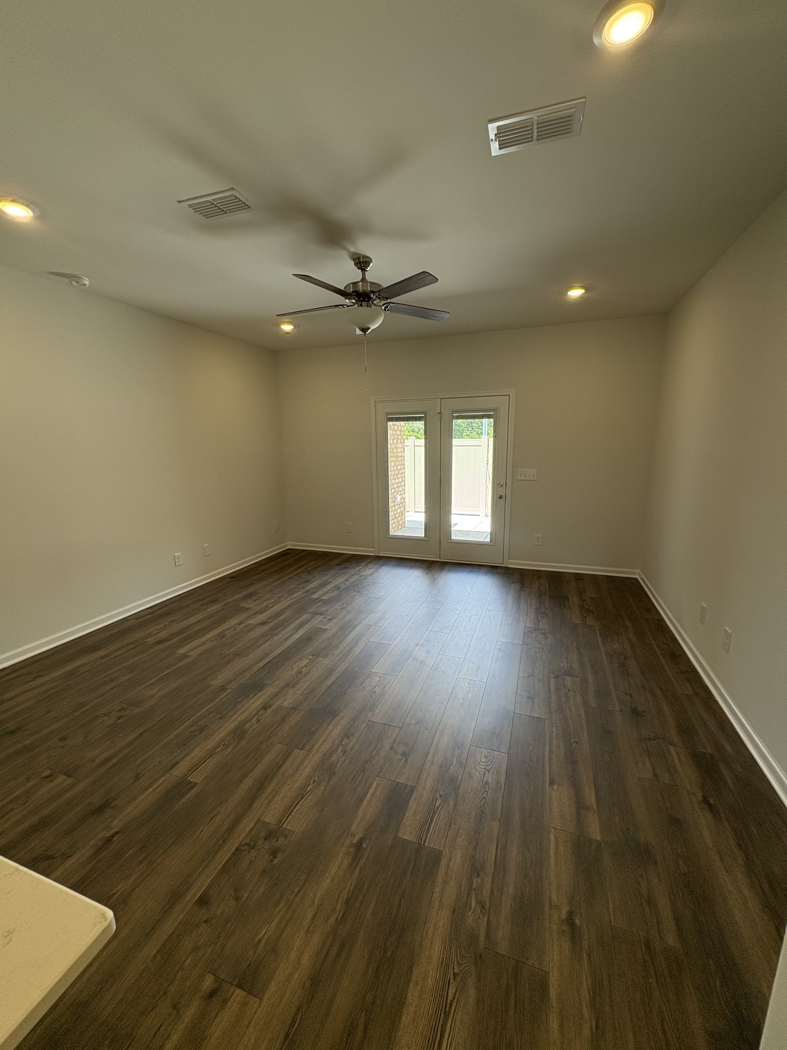130 Ace Ave Property Photo 10