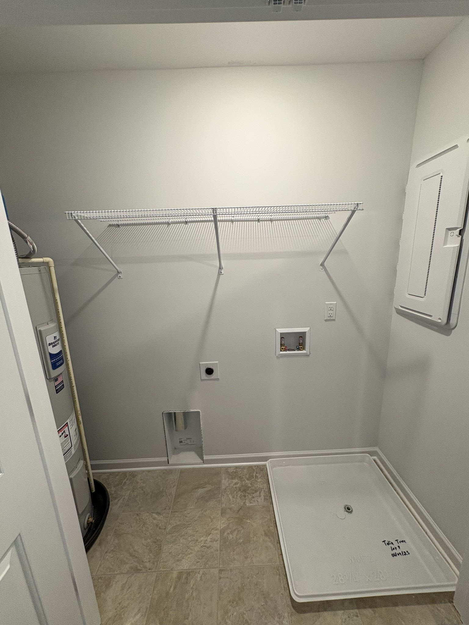 130 Ace Ave Property Photo 18