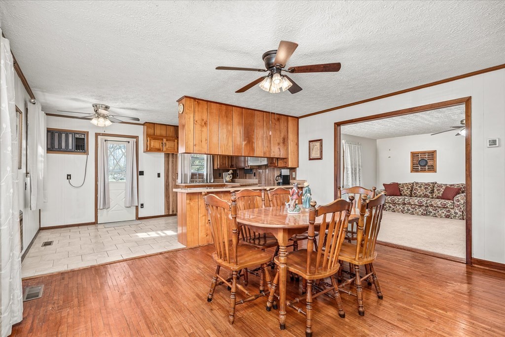 615 Lemont And Yates Mountain Rd Property Photo 4