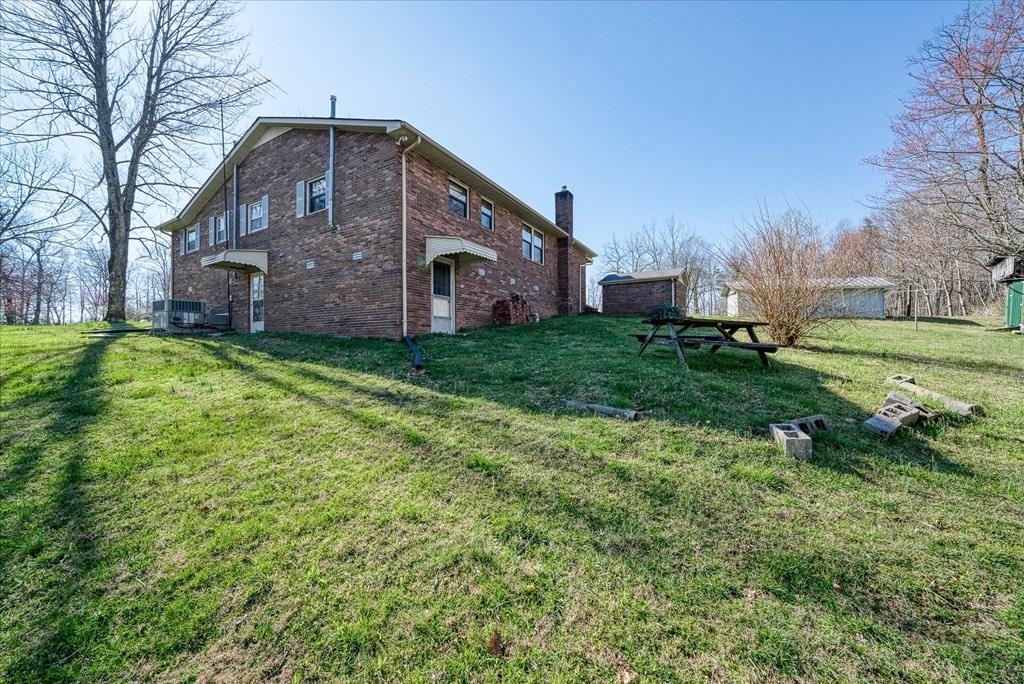 615 Lemont And Yates Mountain Rd Property Photo 30