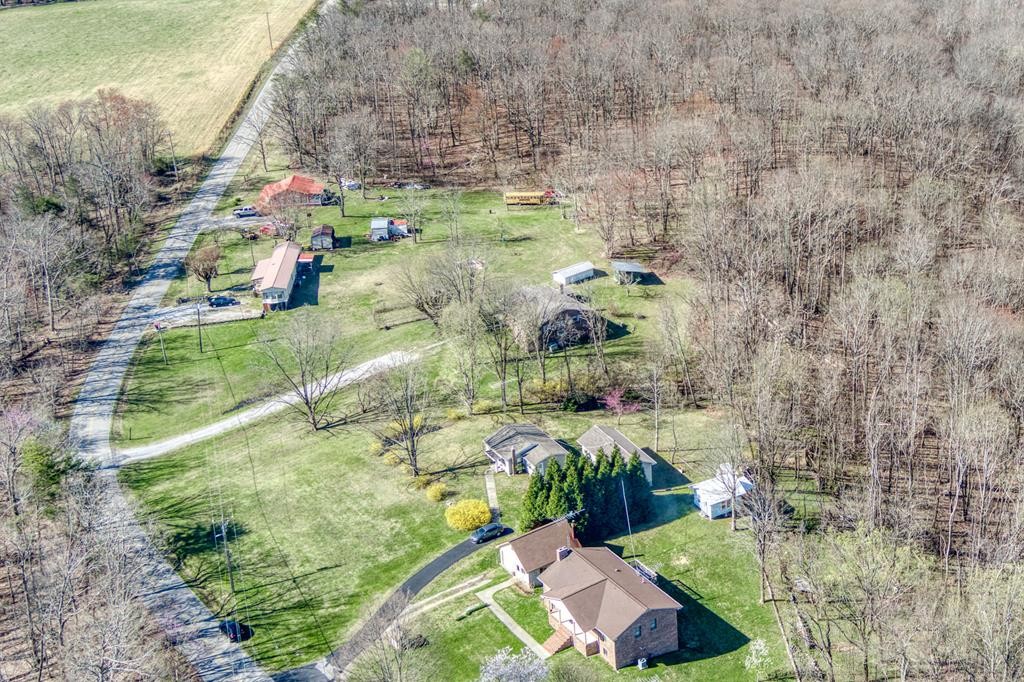 615 Lemont And Yates Mountain Rd Property Photo 40