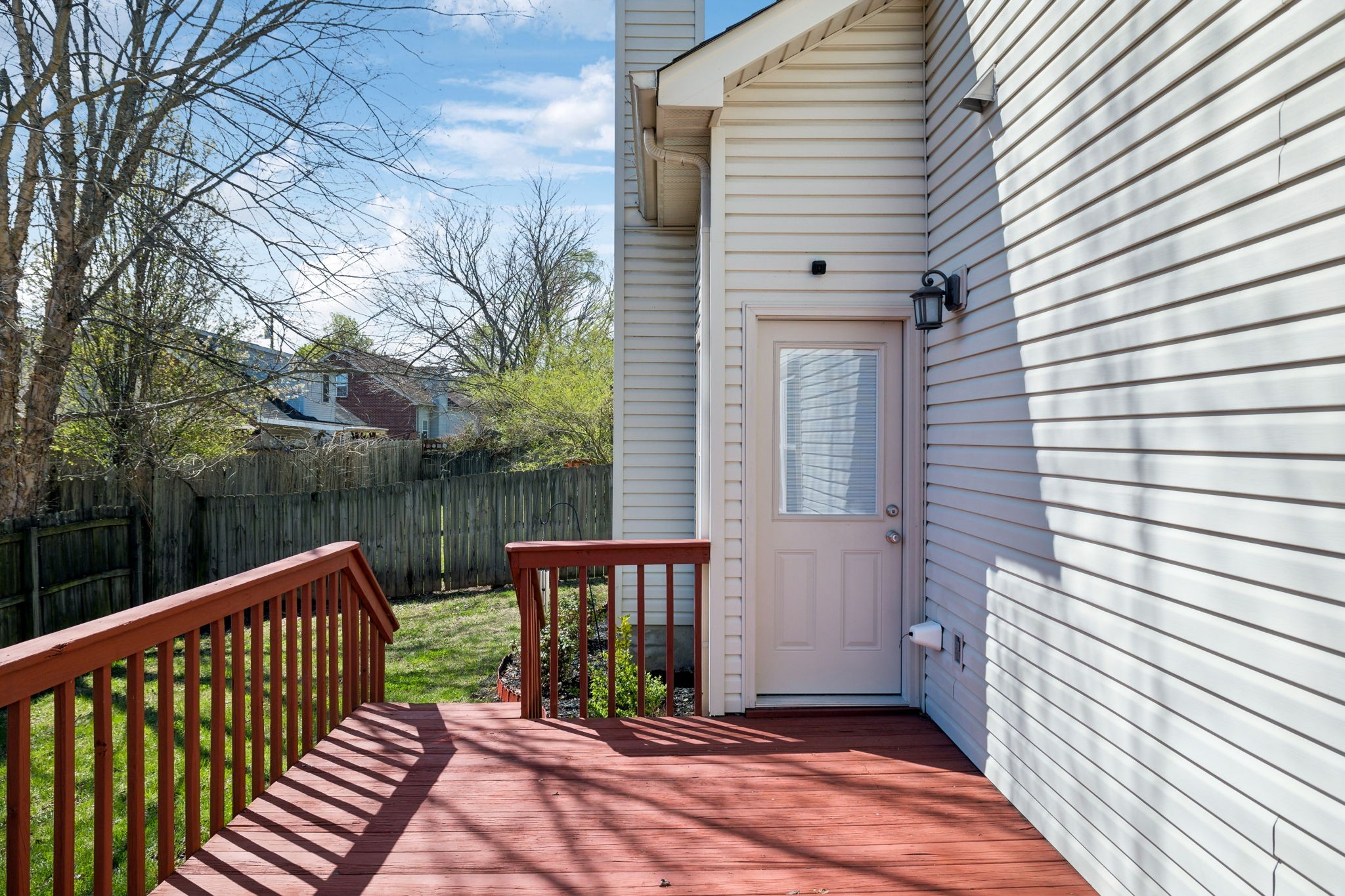 325 Roslyn Ct Property Photo 47