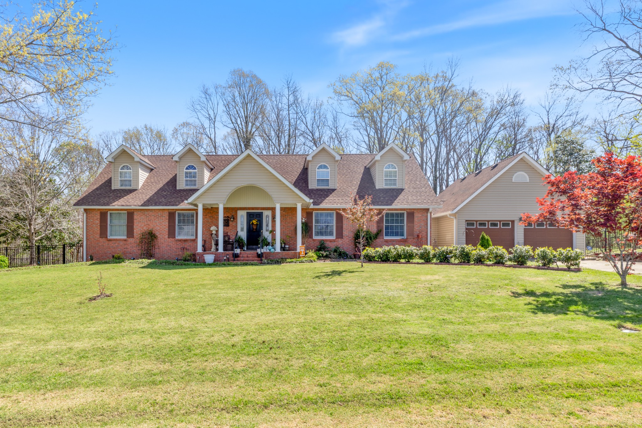 115 Stewart Ln Property Photo