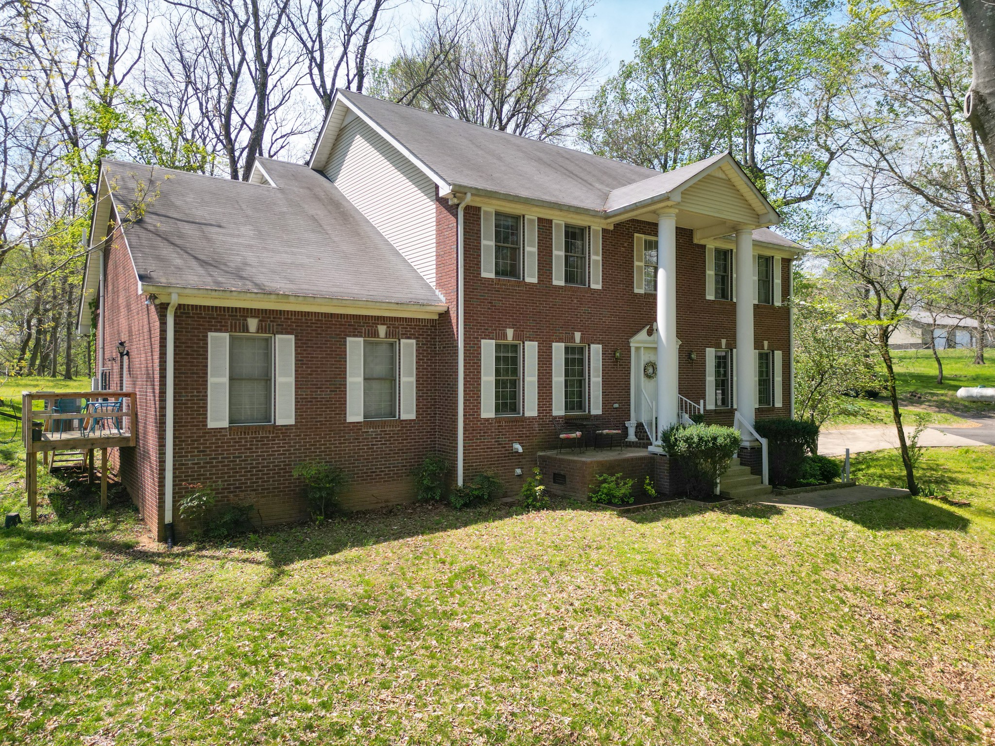 1628 Shell Rd Property Photo 1