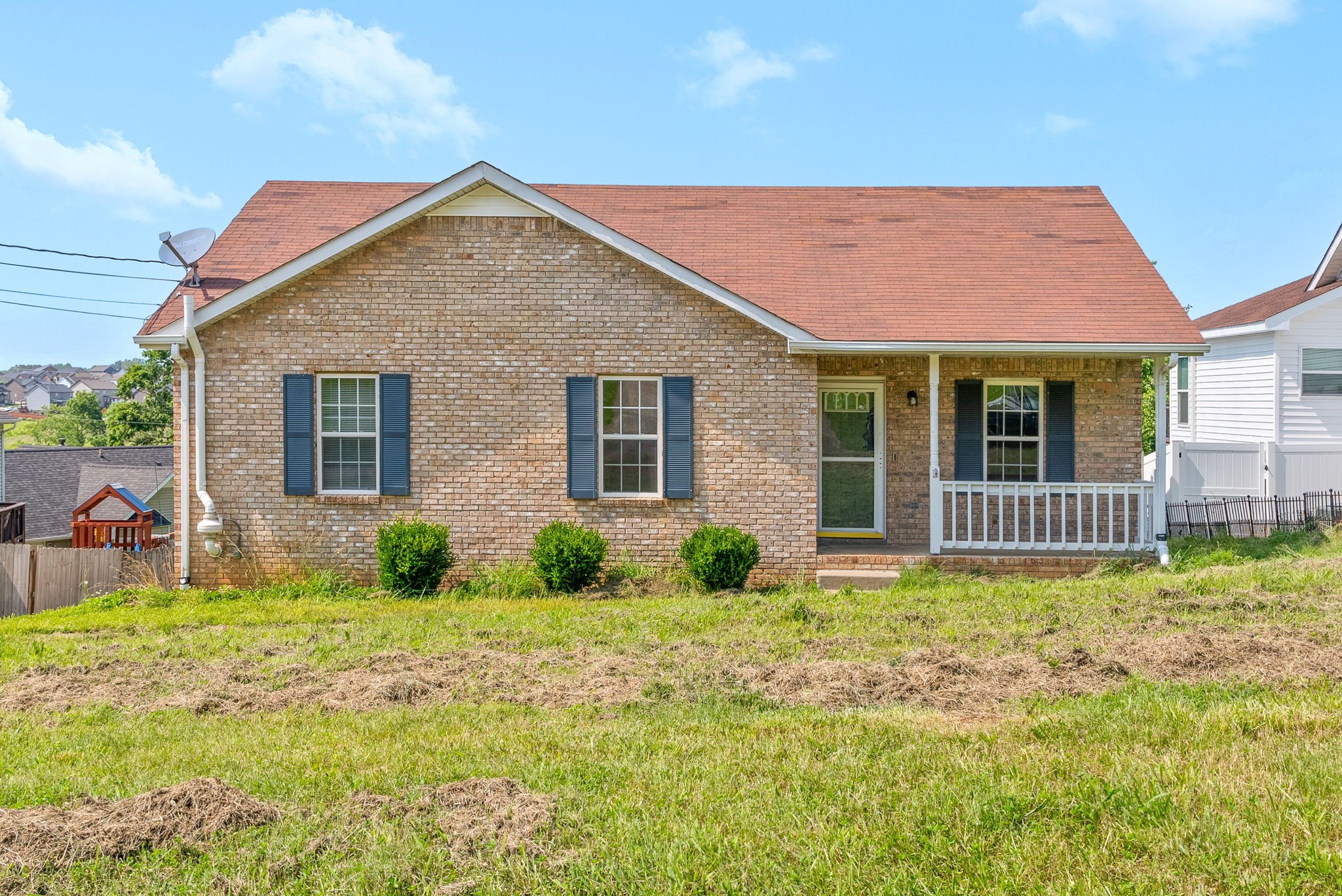 2047 Windmeade Dr Property Photo 1