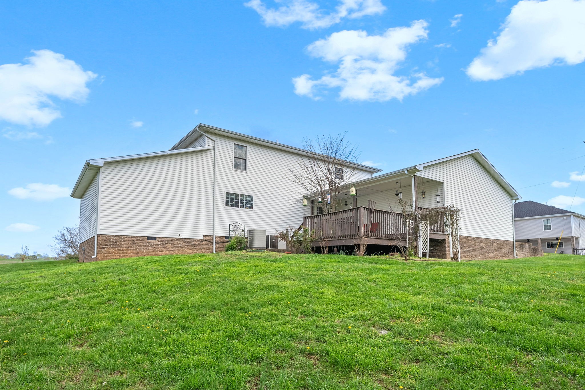 221 Beeker Rd Property Photo 8