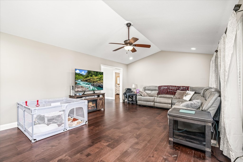 271 Tybee Rd Property Photo 18