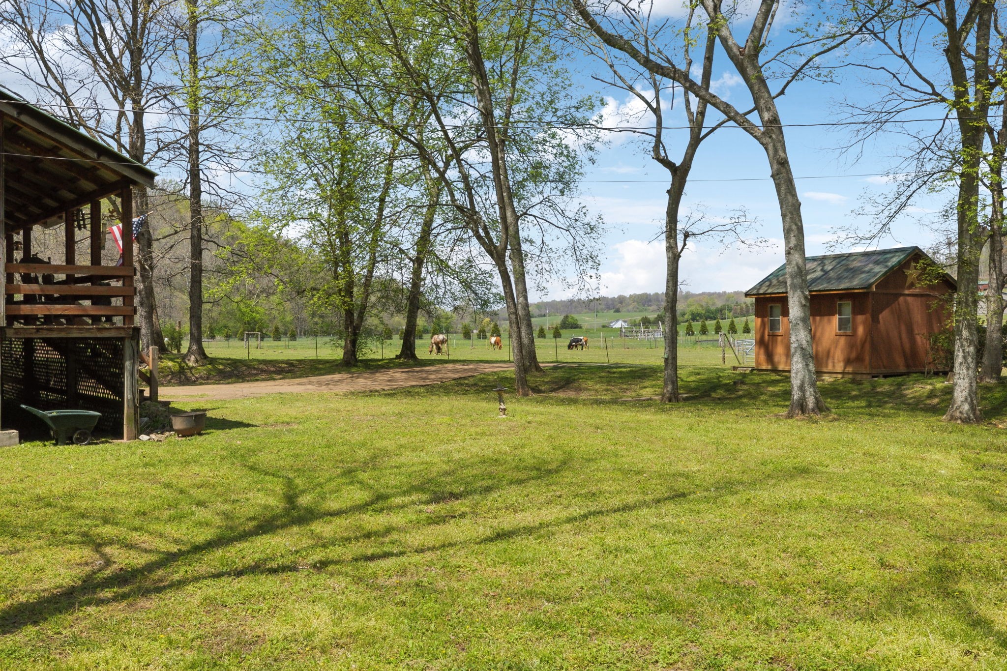 2385 W Leatherwood Rd Property Photo 17