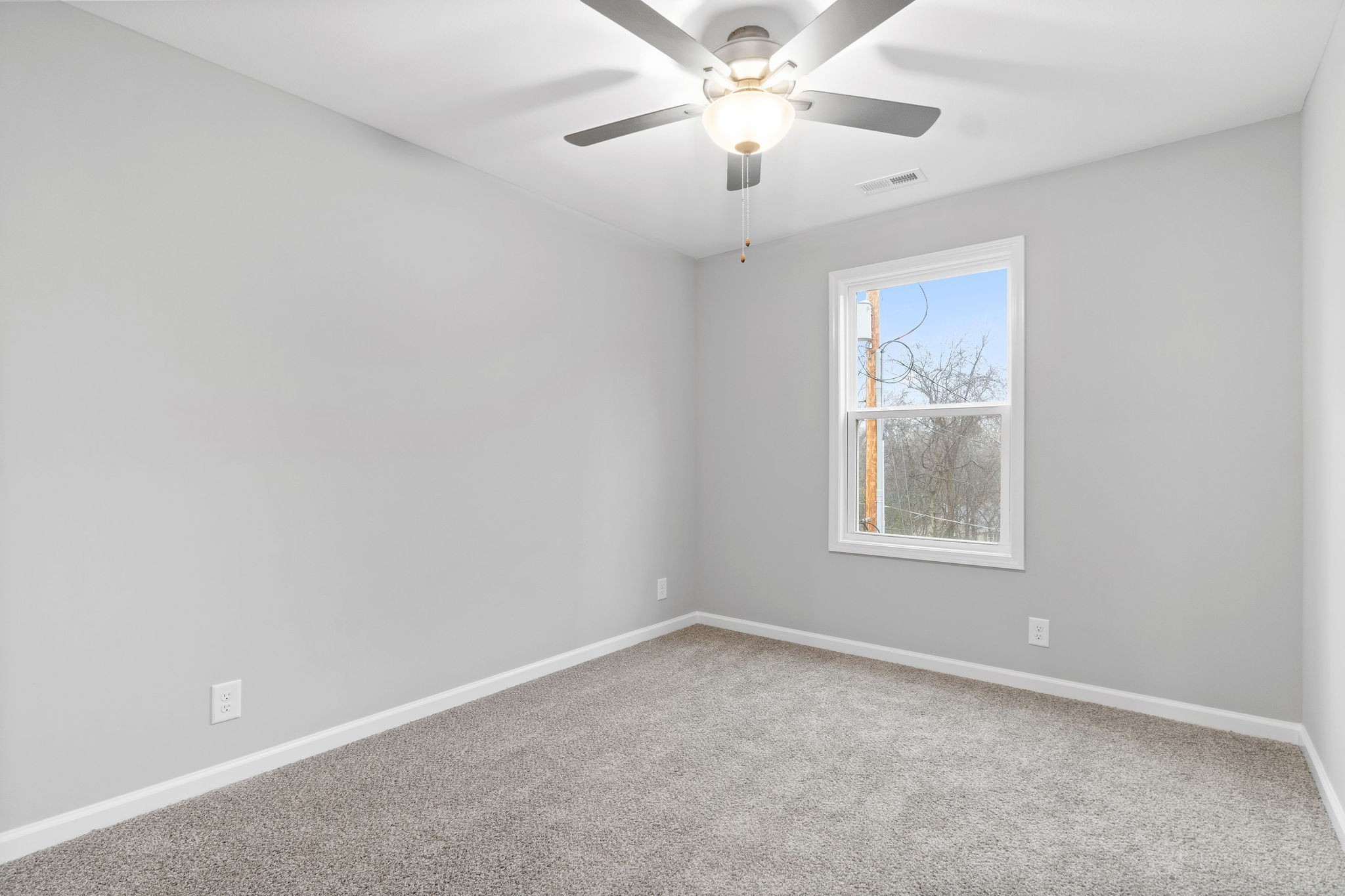 726 Perkins Ave Property Photo 14
