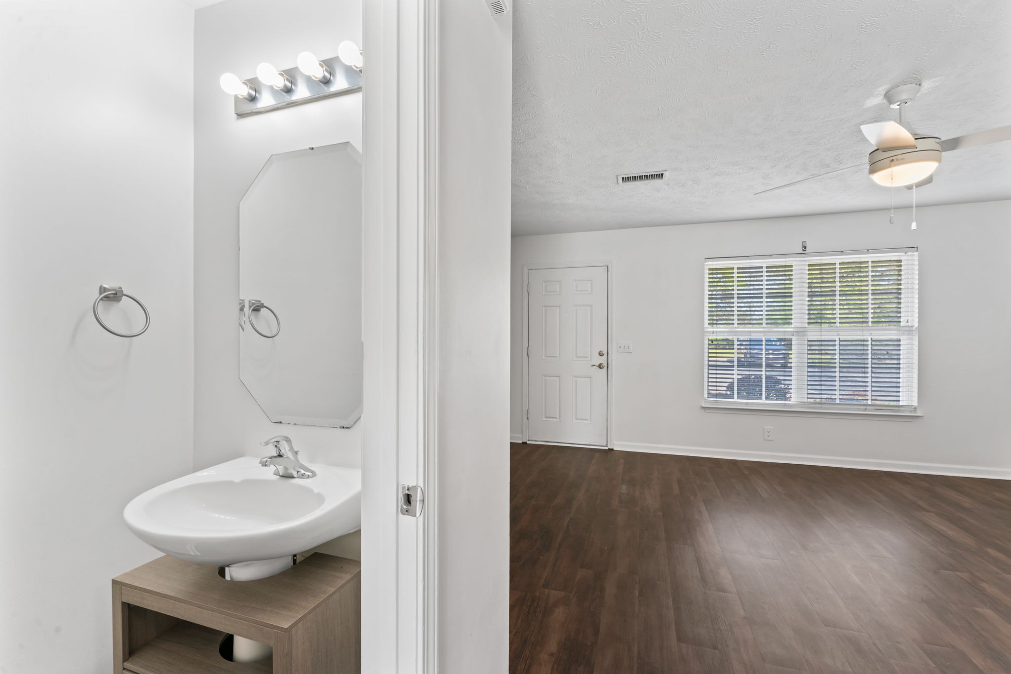 1303 Vermont Ct Property Photo 13