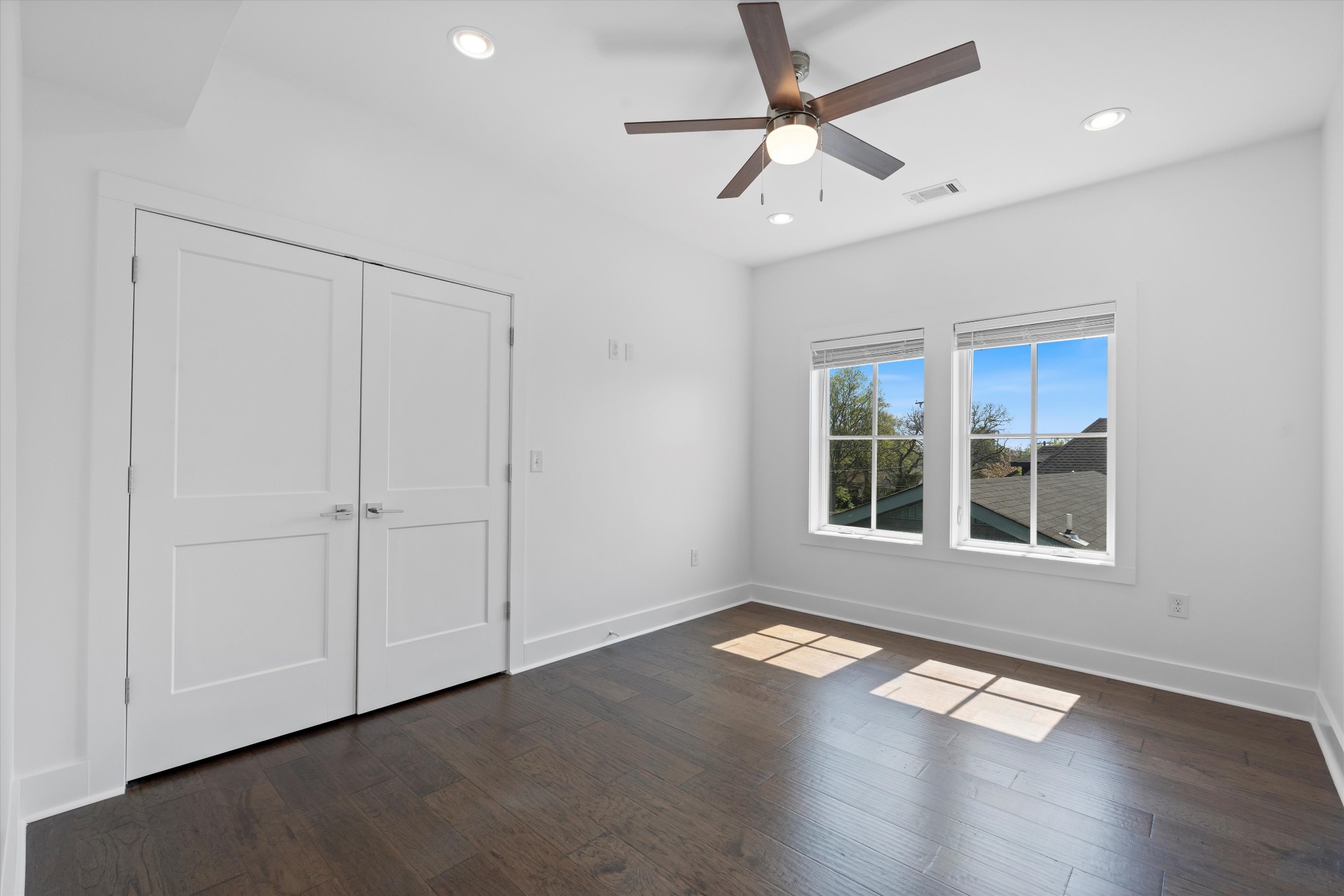 1825a 4th Ave, N Property Photo 27