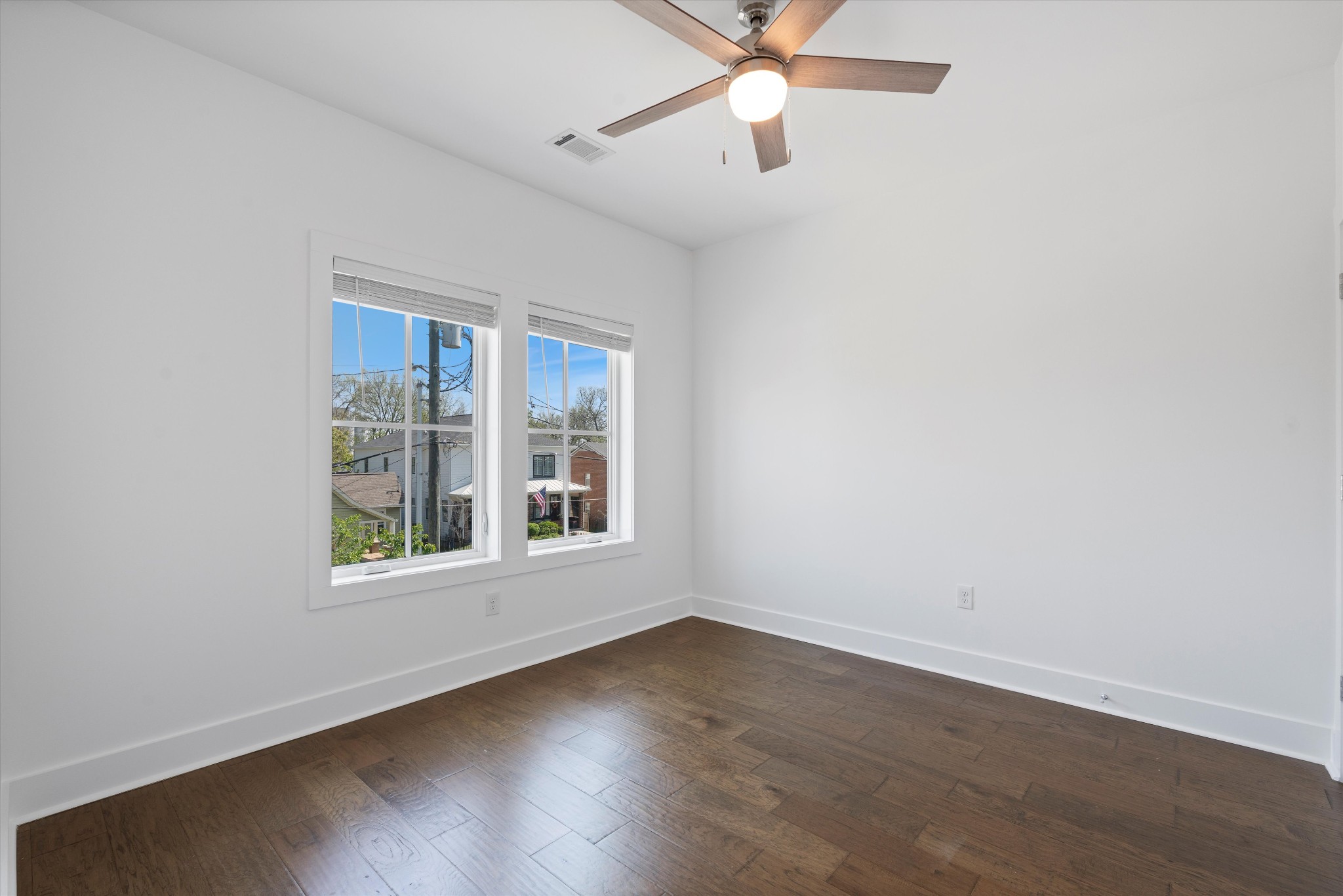1825a 4th Ave, N Property Photo 29
