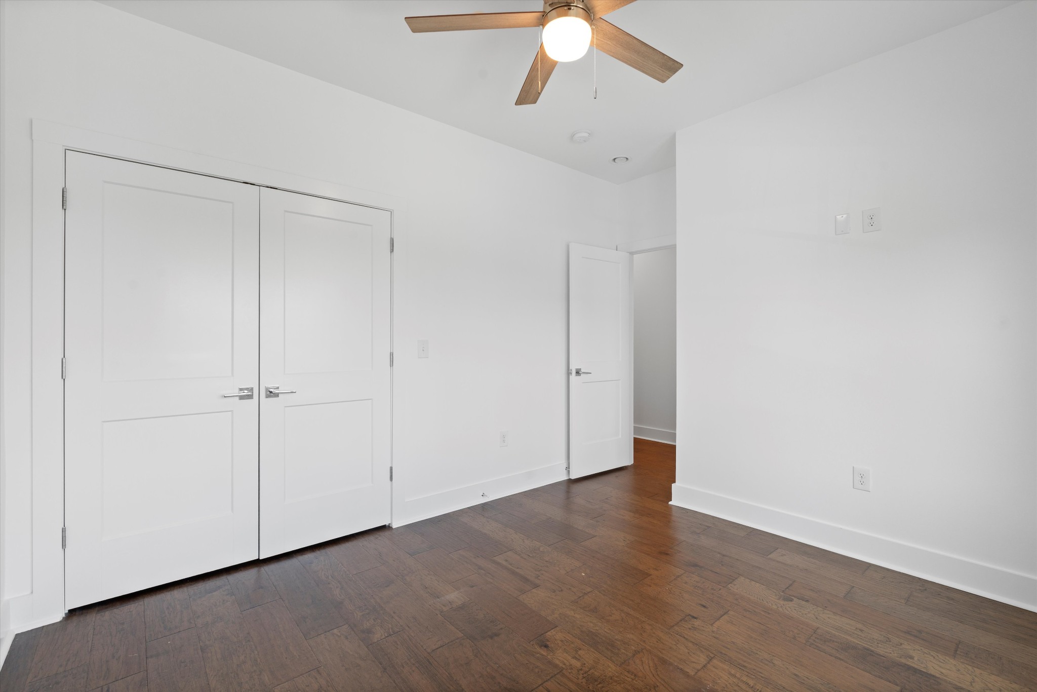 1825a 4th Ave, N Property Photo 30