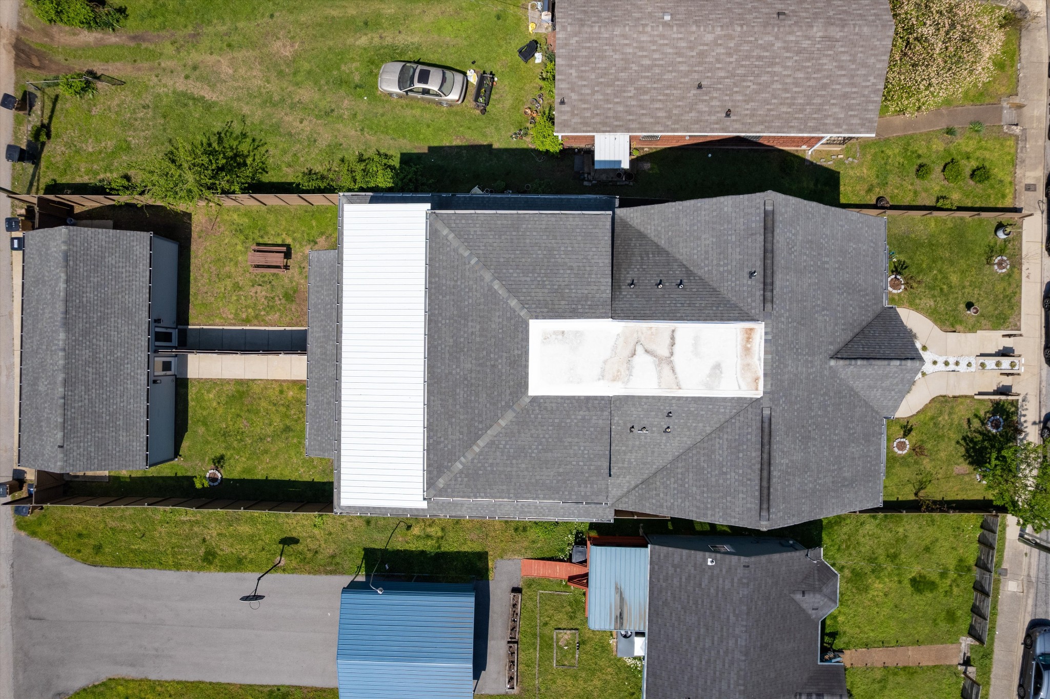 1825a 4th Ave, N Property Photo 48
