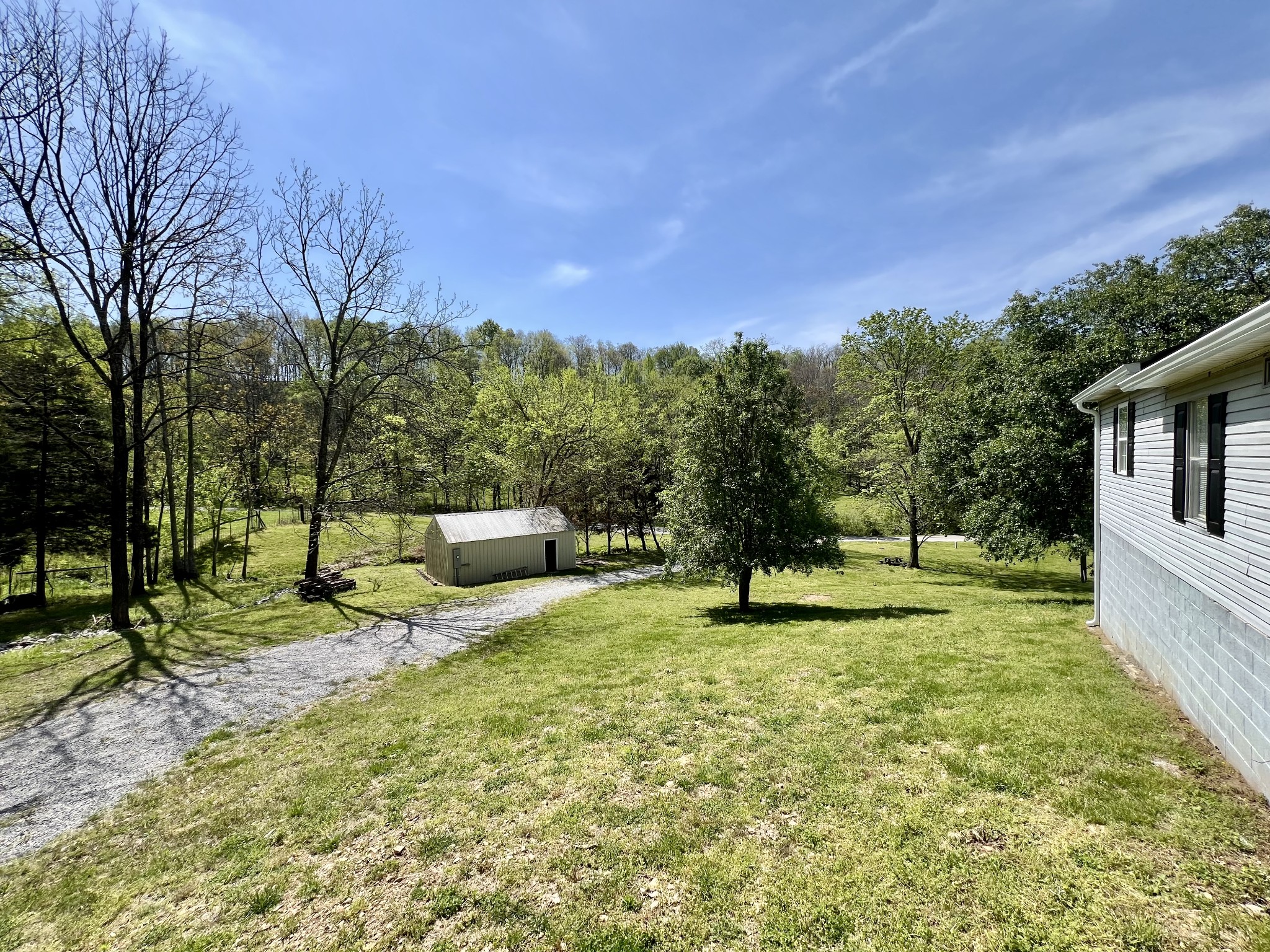 2184 Apple Hill Rd Property Photo 5