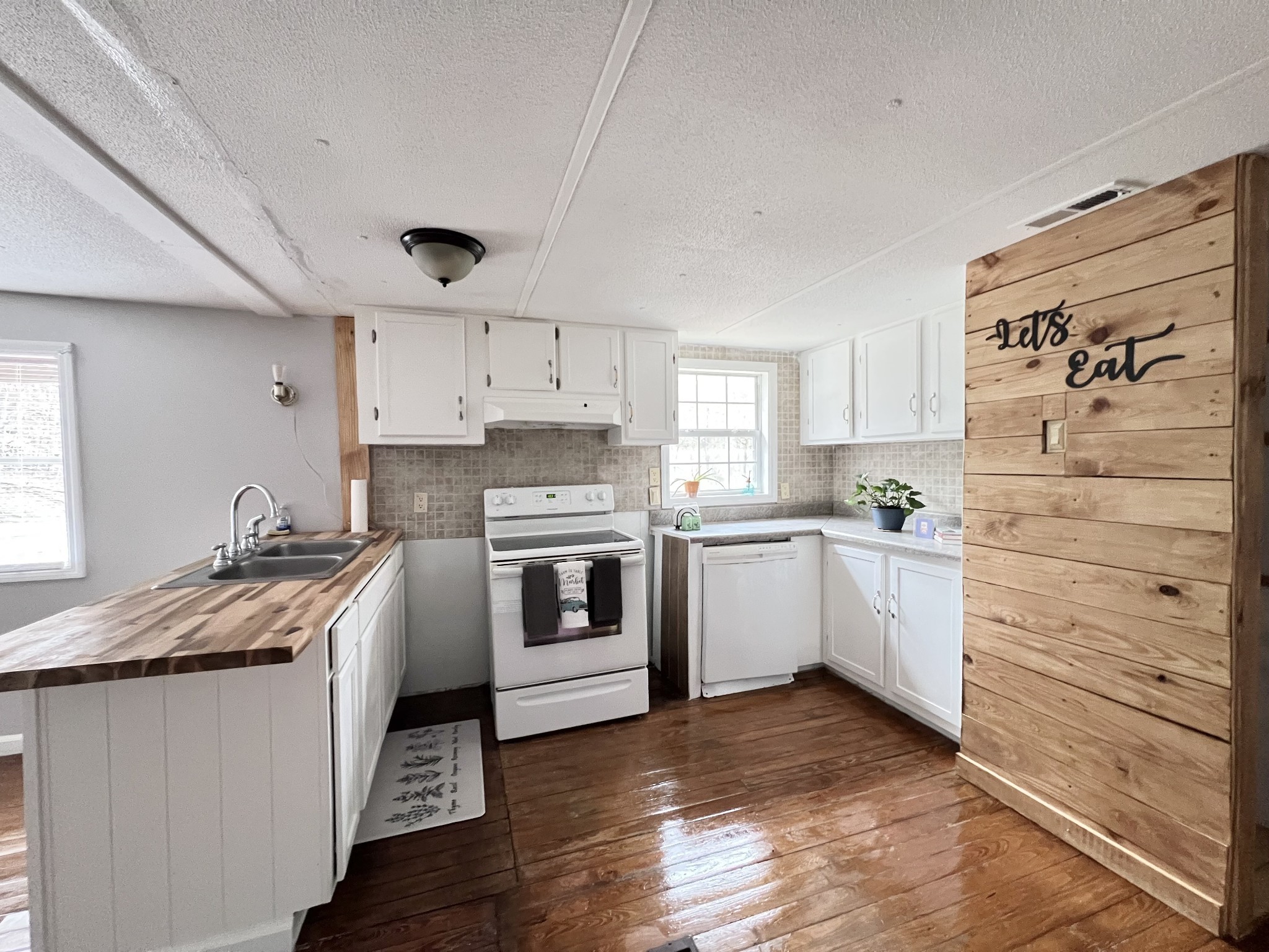 2184 Apple Hill Rd Property Photo 13