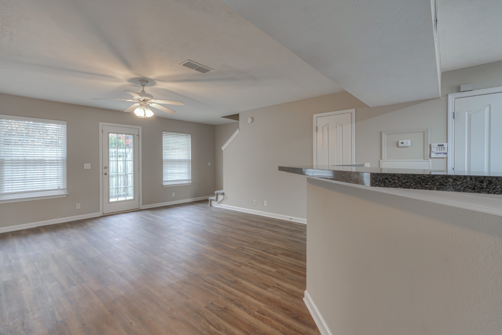 383 Shoshone Pl Property Photo 5