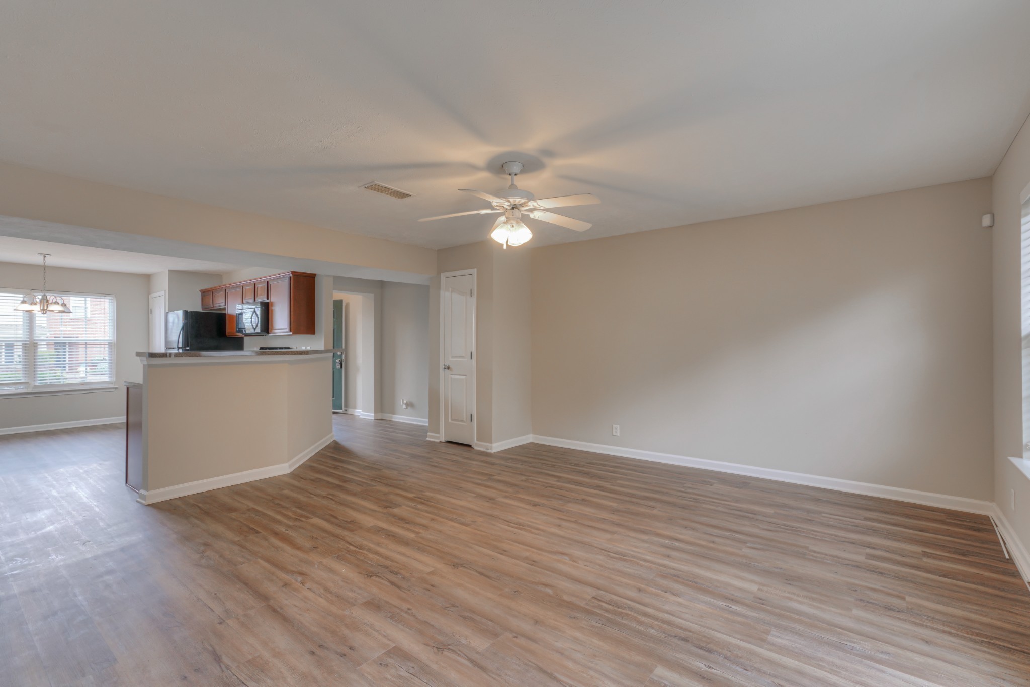 383 Shoshone Pl Property Photo 8