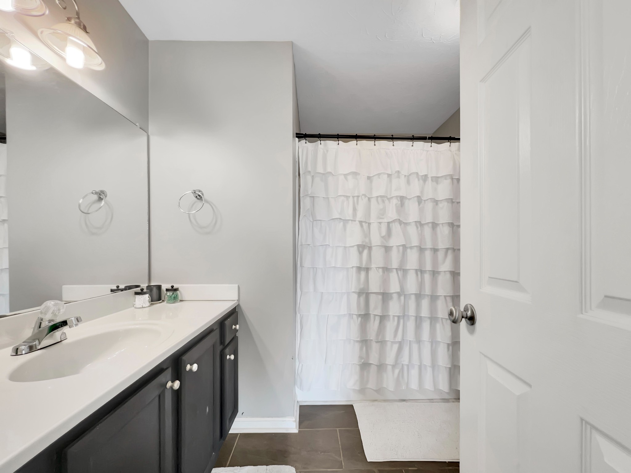 450 Robins Trl Property Photo 13