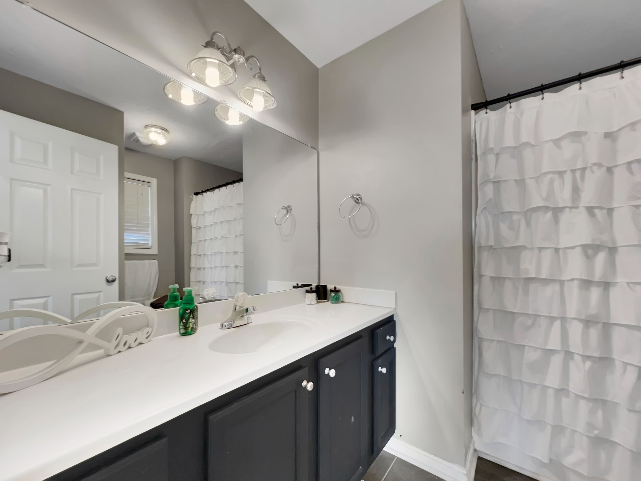 450 Robins Trl Property Photo 14