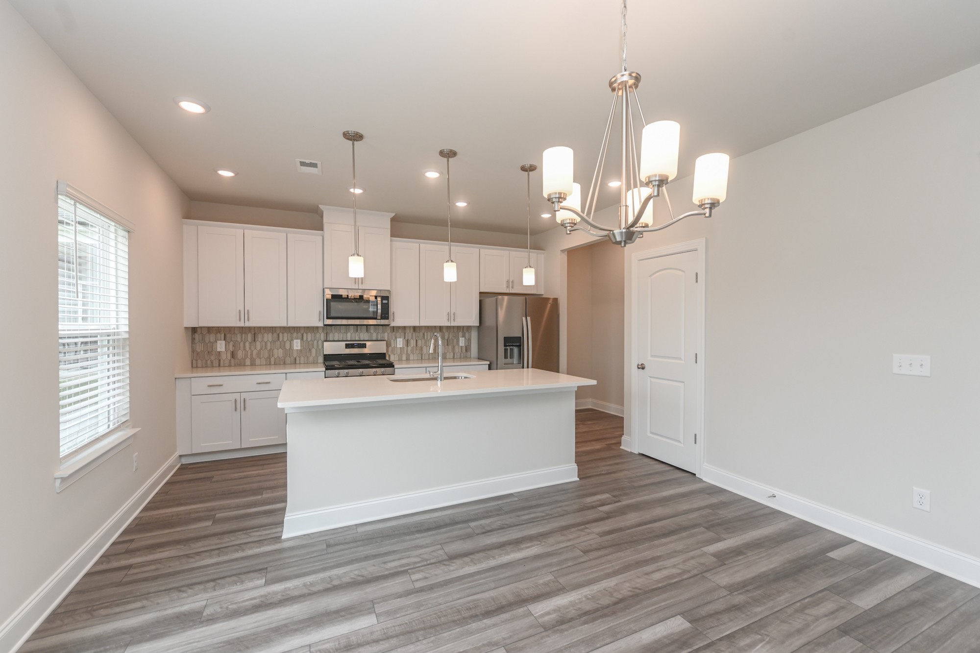 1255 Dutch Peak Property Photo 12