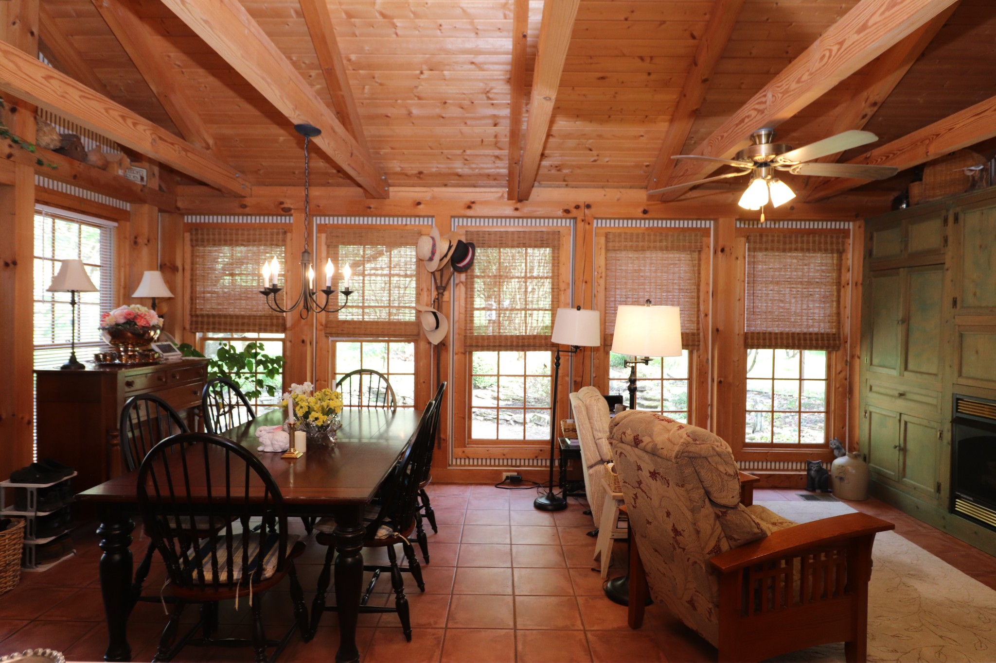 595 Woodard Ln Property Photo 22