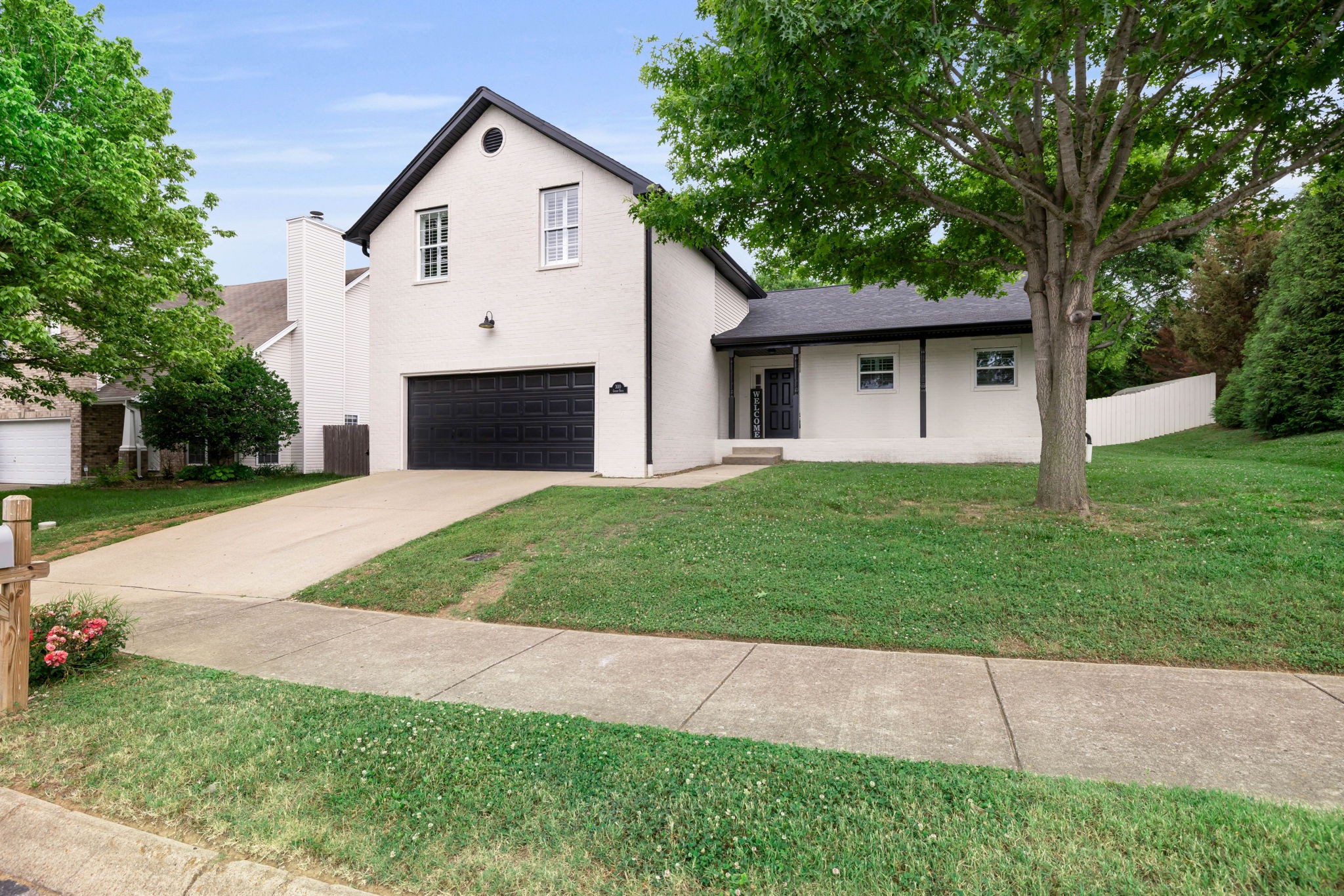 300 Cherry Dr Property Photo