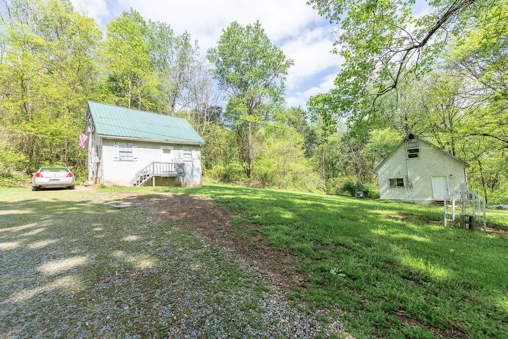 176 Water Lane, Nw Property Photo 2