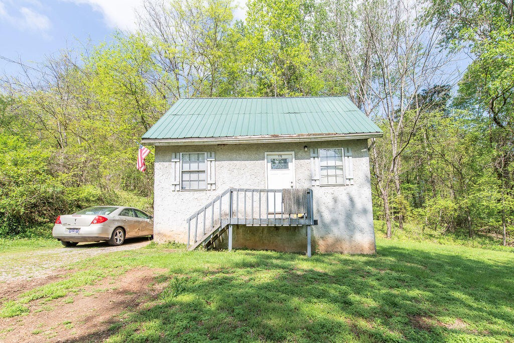 176 Water Lane, Nw Property Photo 3