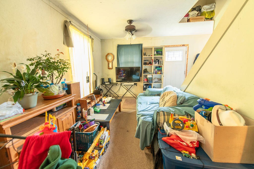 176 Water Lane, Nw Property Photo 10