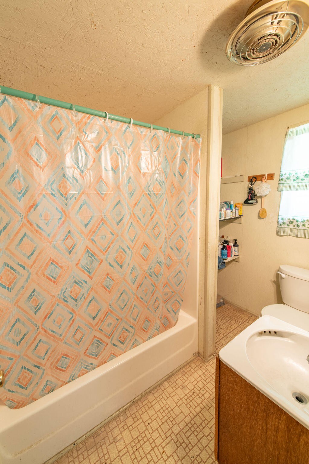 176 Water Lane, Nw Property Photo 11