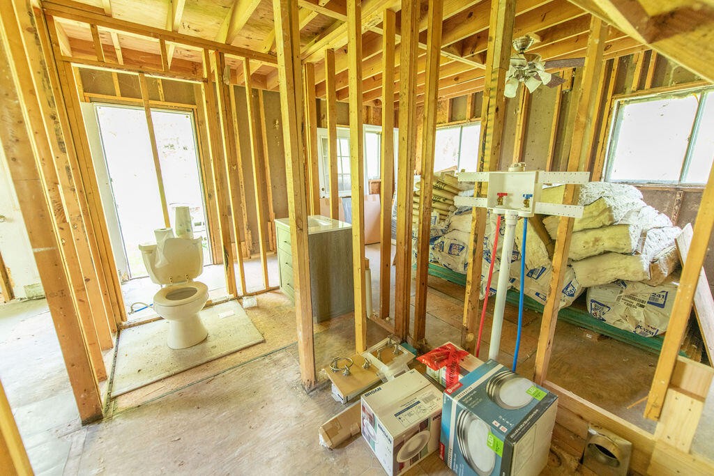 176 Water Lane, Nw Property Photo 28