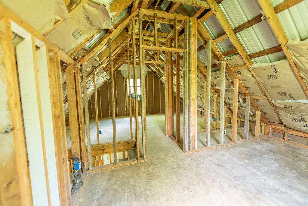 176 Water Lane, Nw Property Photo 33